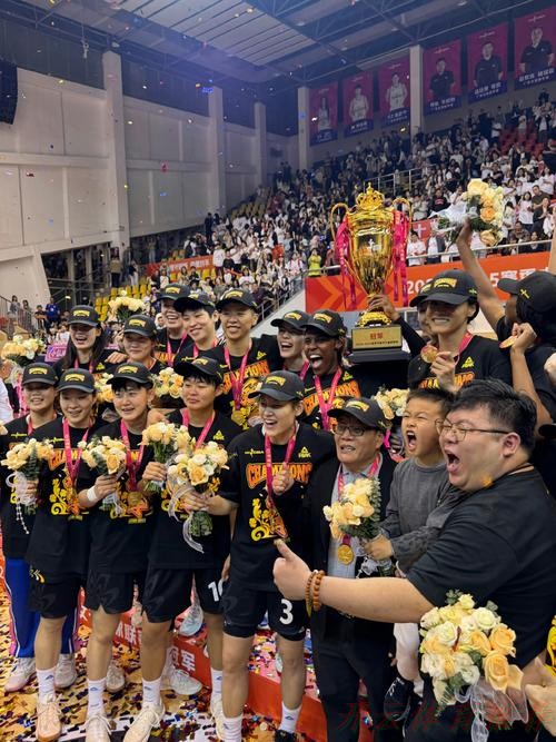 开云体育官方网站：广东U18夺冠！宏远三少合砍40+11，张博源空砍31+9，杜锋提前庆祝