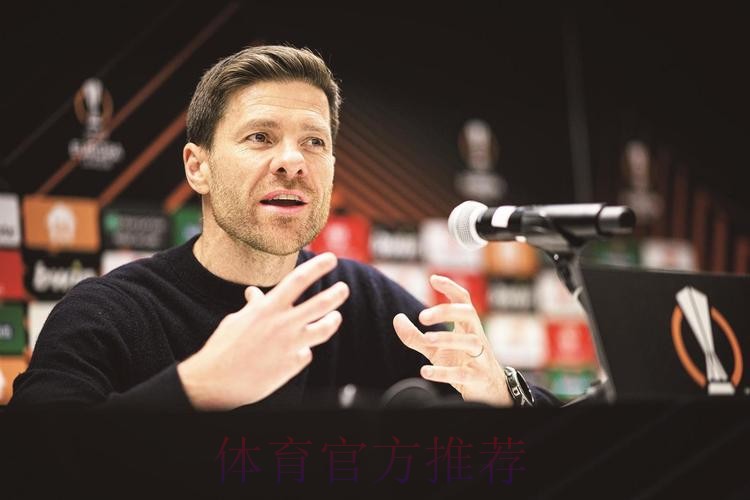 德媒:阿隆索考虑继续执教勒沃库森 等待皇马帅位